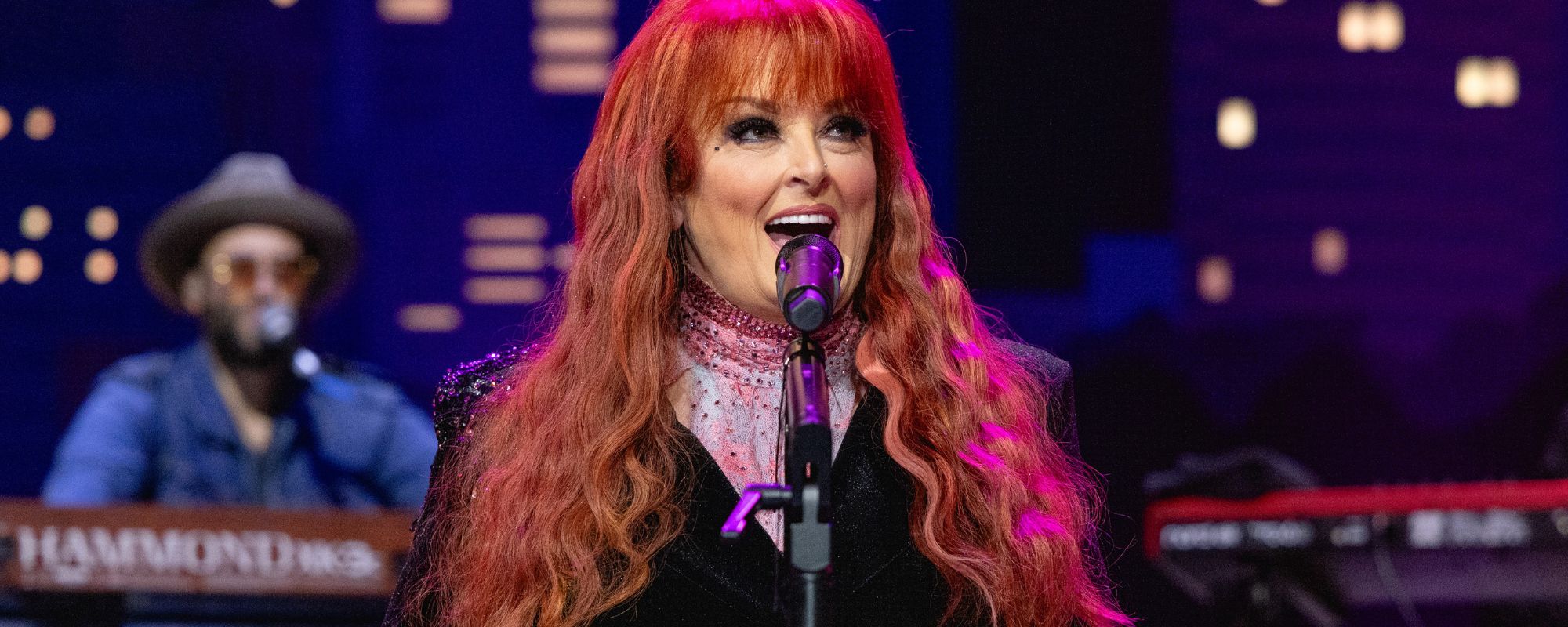 Wynonna Judd performing on Austin City Limits