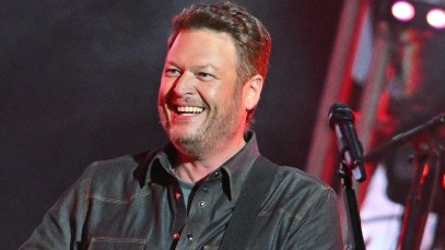 Blake Shelton Surprised Diners at His Oklahoma Bar Ole Red