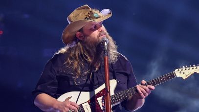 Chris Stapleton Teams up With Willie Nelson’s Longtime Harmonica Player for “Georgia on My Mind”