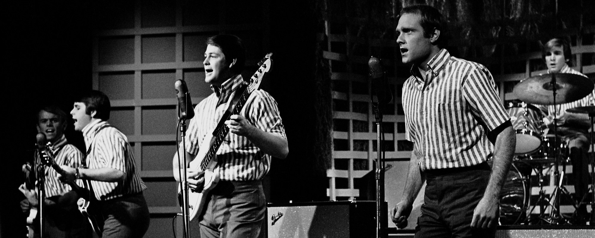 On This Day in 1964: The Beach Boys’ First Live Album, ‘Beach Boys Concert,’ Topped the ‘Billboard’ 200 Chart