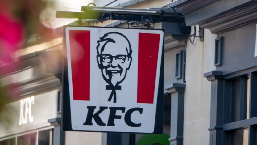 KFC Gets Into the Christmas Spirit by Making Holiday Vinyl Using Their Famous Chicken Bucket