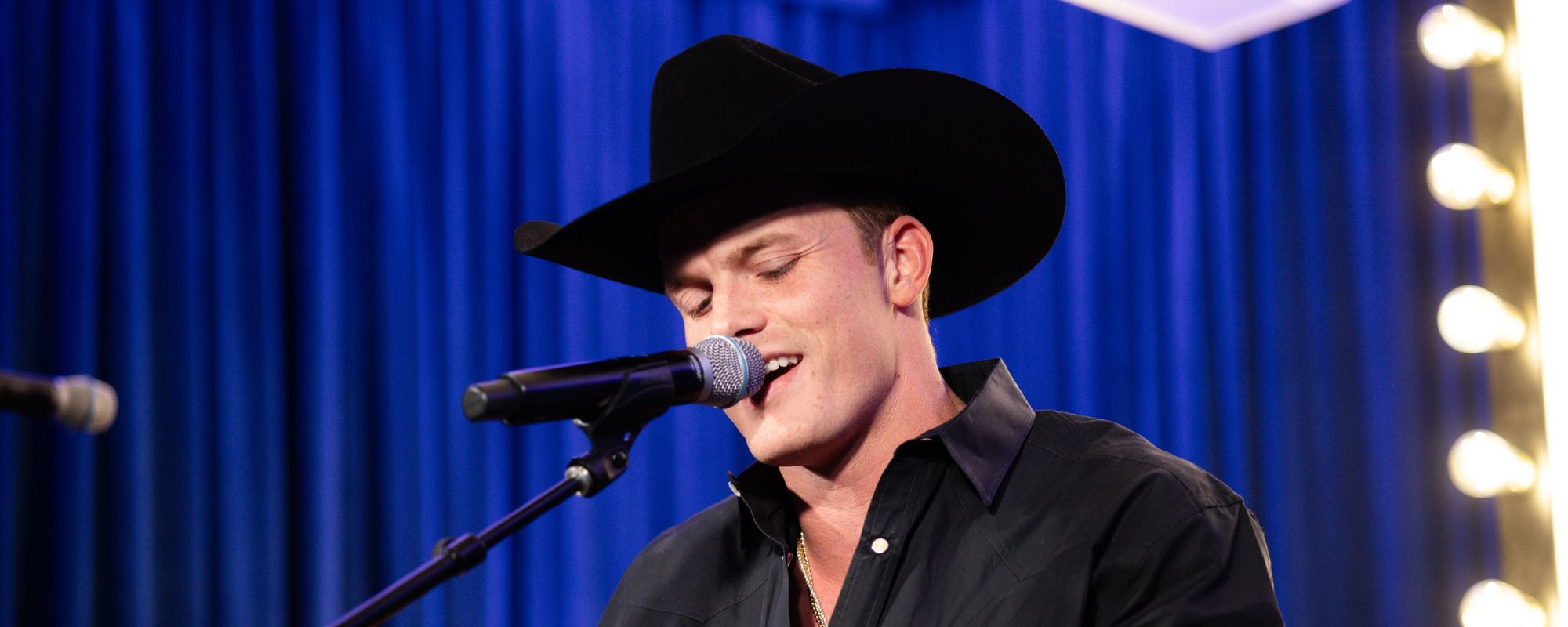 “Ain’t a Damn Thing Fake:” Parker McCollum Addresses Autotune Allegations After Fan Yells, ‘F-- Oliver Anthony”