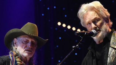Watch a Throwback Performance of Willie Nelson and Kris Kristofferson Singing "Loving Her Was Easier"
