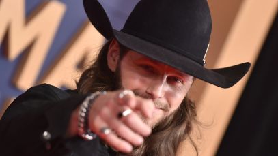 Warren Zeiders Gives His Sister the Merriest of Christmases