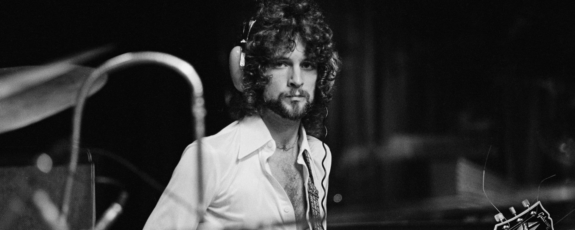 The 3 Solo Songs That Show Lindsey Buckingham at His Best