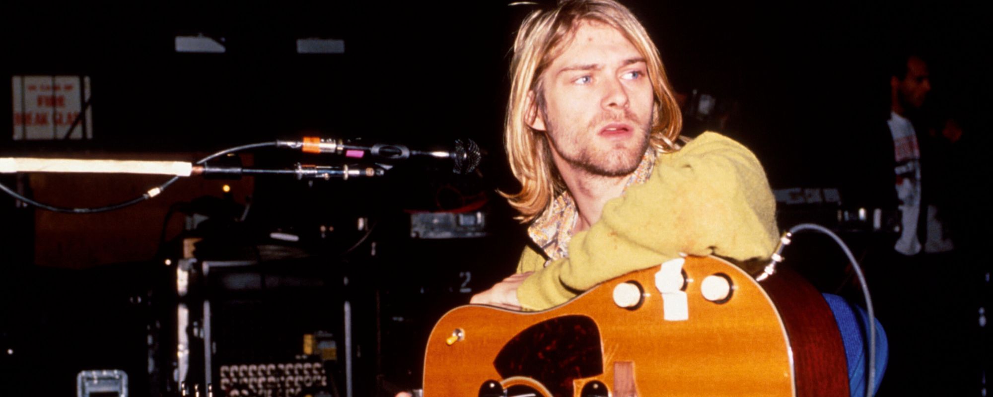 4 Acoustic Songs From the 1990s That Actually Rock