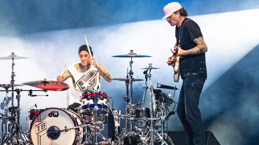 Super Bowl; Blink-182