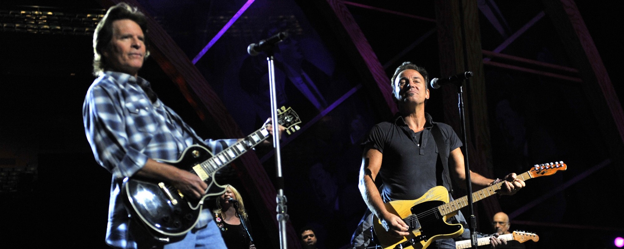 Watch Bruce Springsteen Perform with John Fogerty, Smokey Robinson, & Other Legends at the 2025 American Music Honors