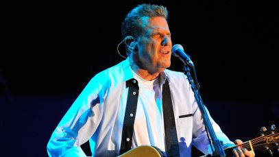 Watch Glenn Frey Sing "the Song Where It All Began for the Eagles" on the Anniversary of His Death