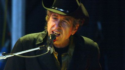 Bob Dylan performing
