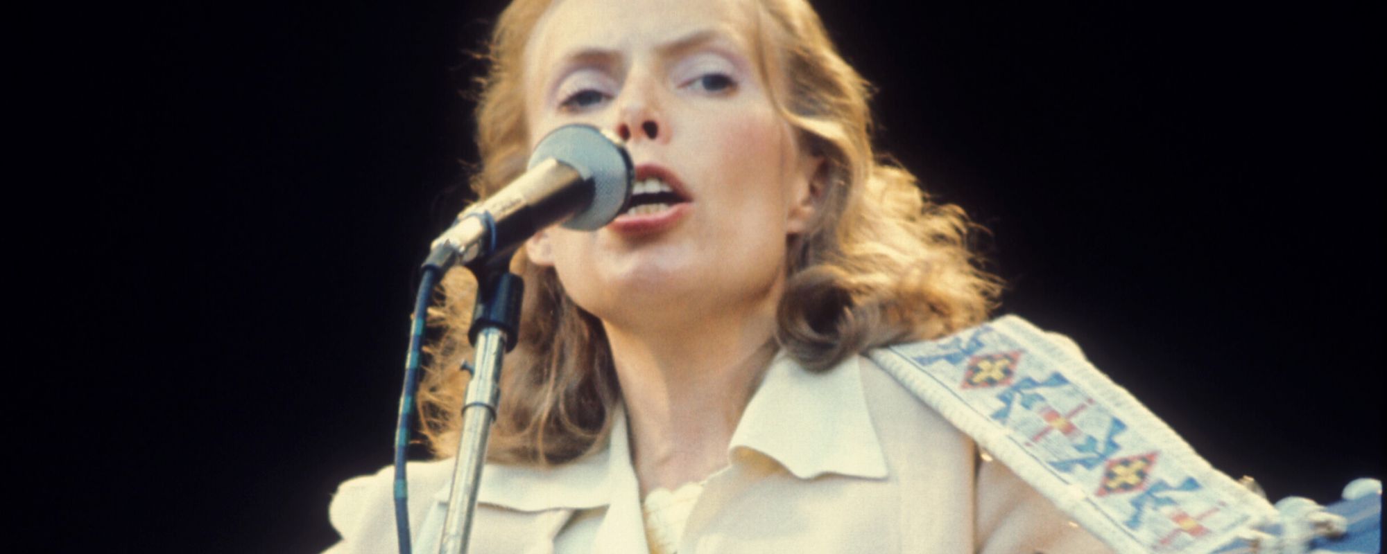 The Musician That Pushed Joni Mitchell to Explore Songwriting