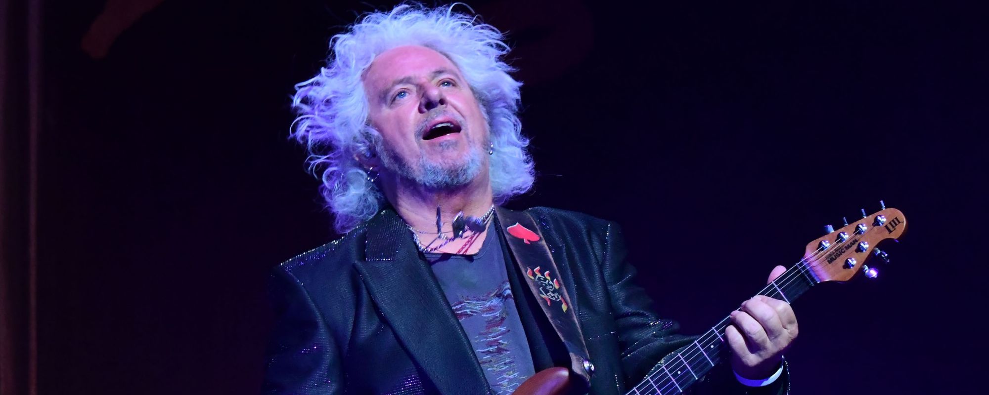 Steve Lukather from Toto playing guitar