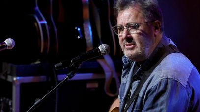 Vince Gill performing
