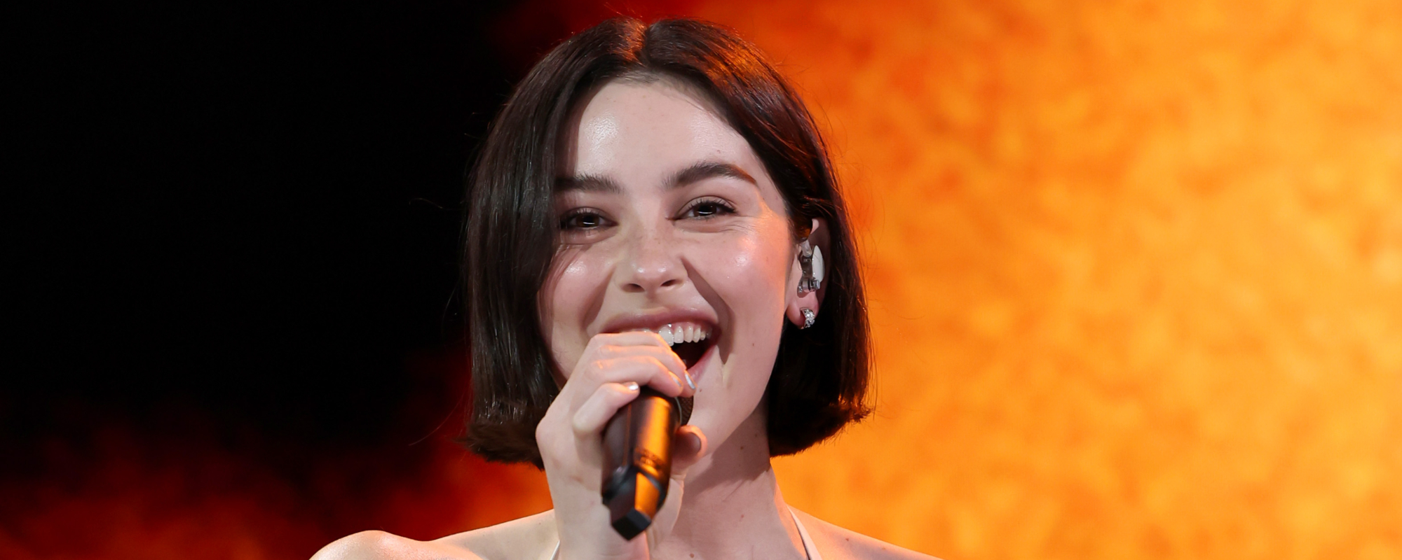 Gracie Abrams Gushes Over Working With Selena Gomez and Benny Blanco on “Call Me When You Break Up”