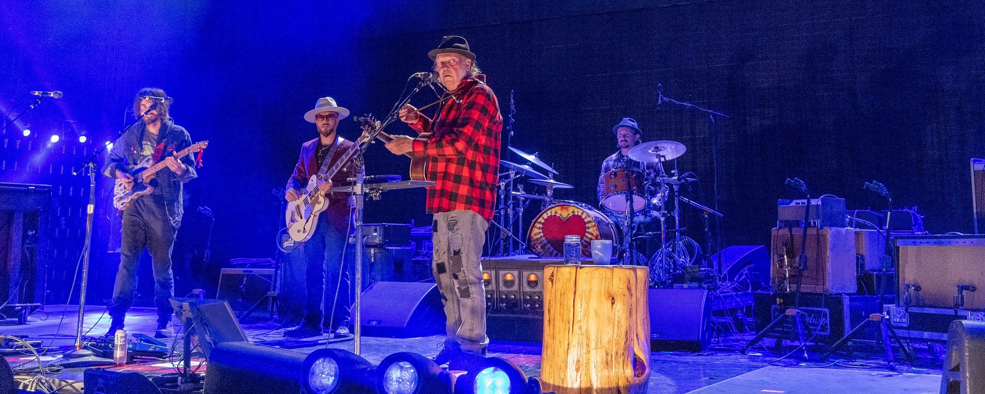 Keep On Rockin’: Neil Young Announces Dates for the “love earth” World Tour with his Current Band The Chrome Hearts