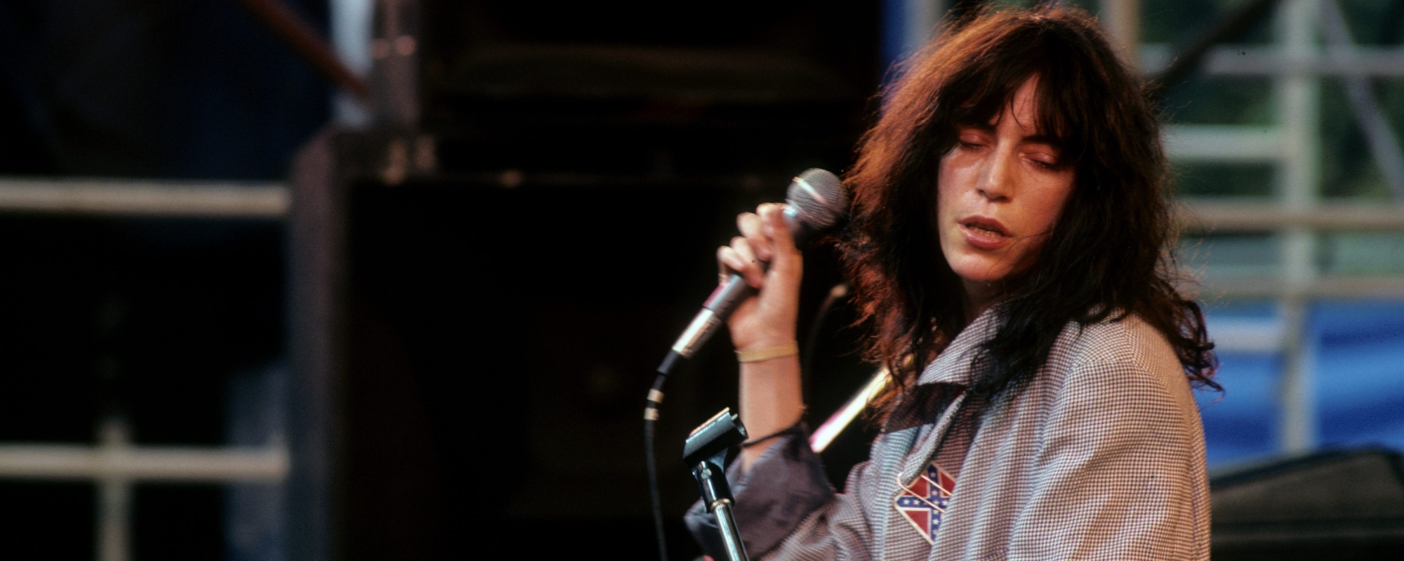“If She Can Do It, She Can Have It”: The Bruce Springsteen Song that Landed Patti Smith Her First Hit
