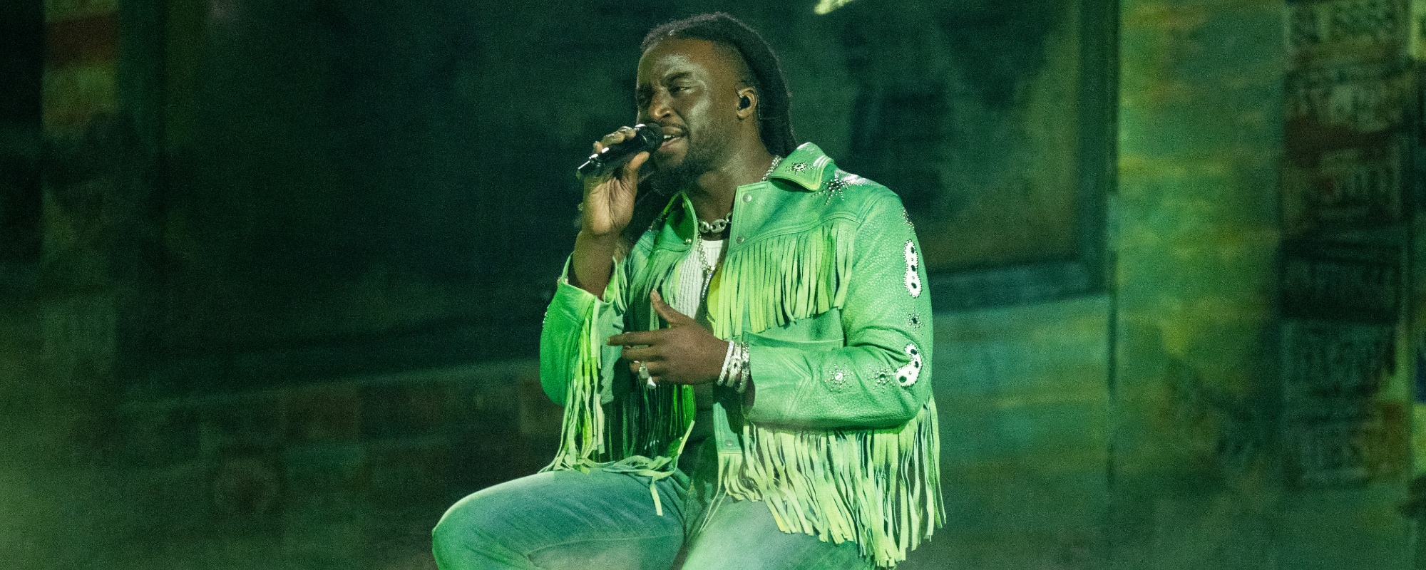 Exclusive: Shaboozey Thinks the “Universe” Sent Beyoncé to Help Launch “A Bar Song (Tipsy)”