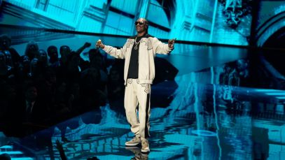 Snoop Dogg Ditches Spotify, Releases New Track on Web3 Alternative Tune.fm