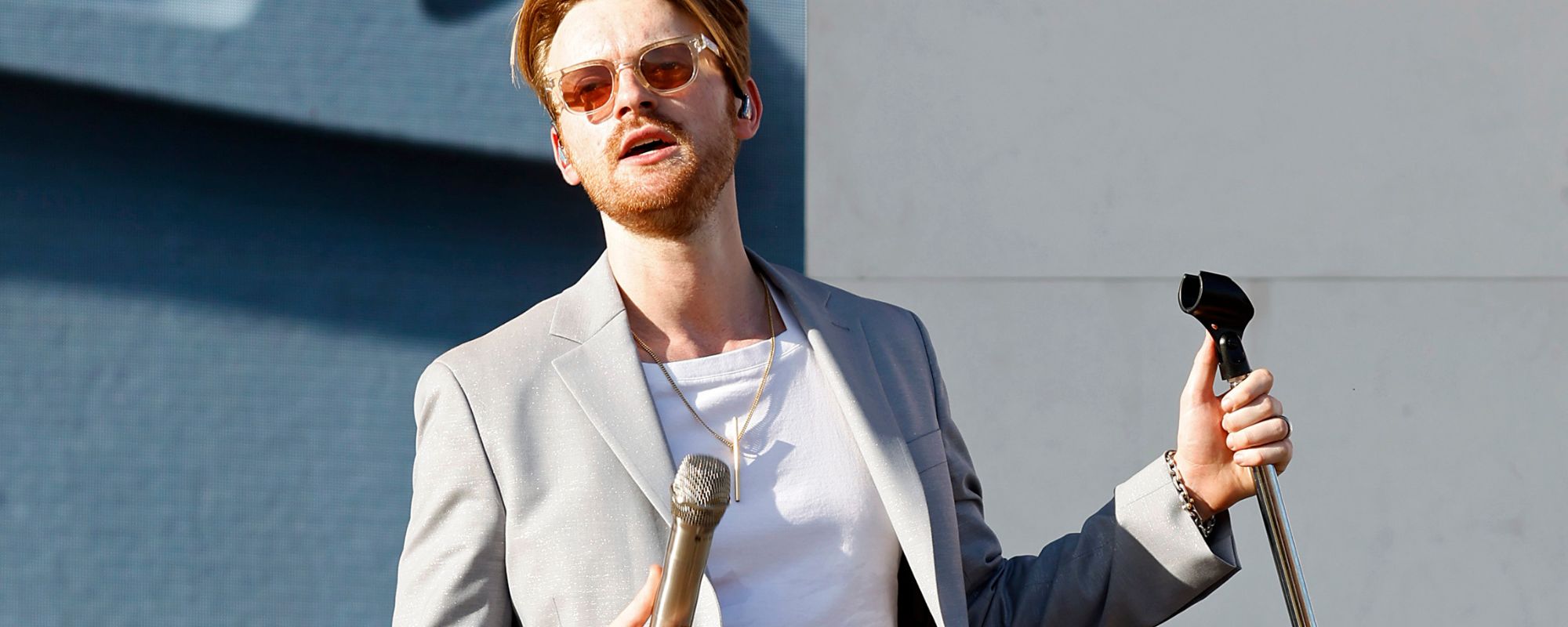 Watch Hayley Williams and Finneas Perform a Paramore Throwback at Nashville’s Ryman Auditorium