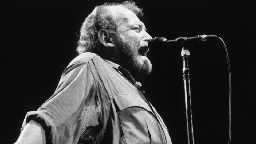 ZZ Top’s Billy Gibbons Calls for Joe Cocker’s to Be Inducted into the Rock Hall: “[He’s] the Very Embodiment of Rock and Roll”