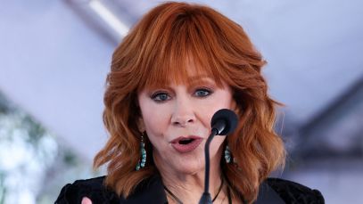 3 Country Bridges from the 1990s That Hit Harder Than the Choruses