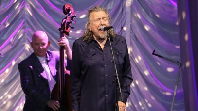 Robert Plant Surprises New Orleans Crowd With Jazzed-up Take On “Black Dog”
