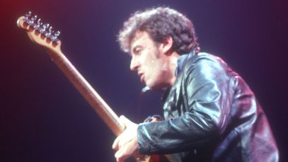 Bruce Springsteen performing