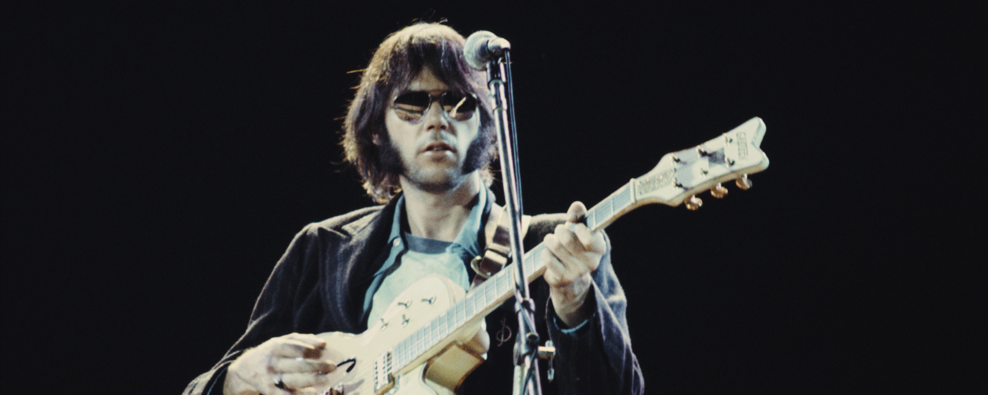 3 Emotionally Raw Tracks To Celebrate Neil Young’s ‘Tonight’s The Night’ at 50