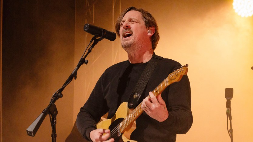 Watch Sturgill Simpson Perform "You Can Have the Crown" for the First Time in Over 9 Years