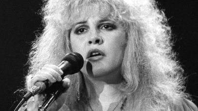 Stevie Nicks performing