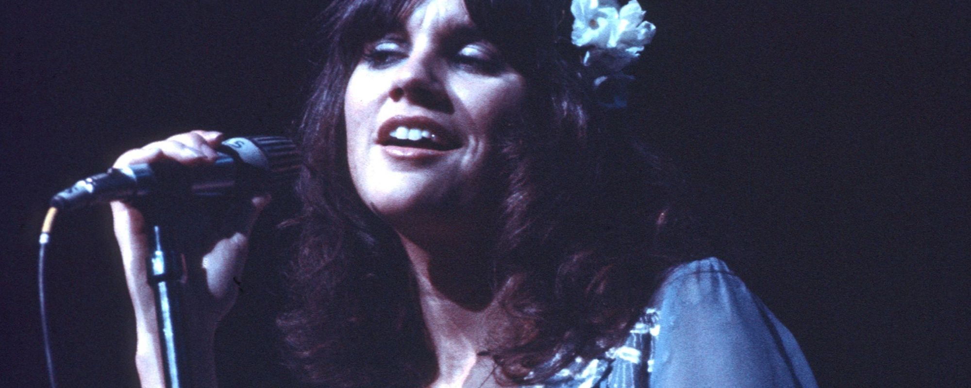 Linda Ronstadt Covered the Rolling Stones So Well, the Band Said She Practically Owned This ‘Exile on Main St.’ Classic