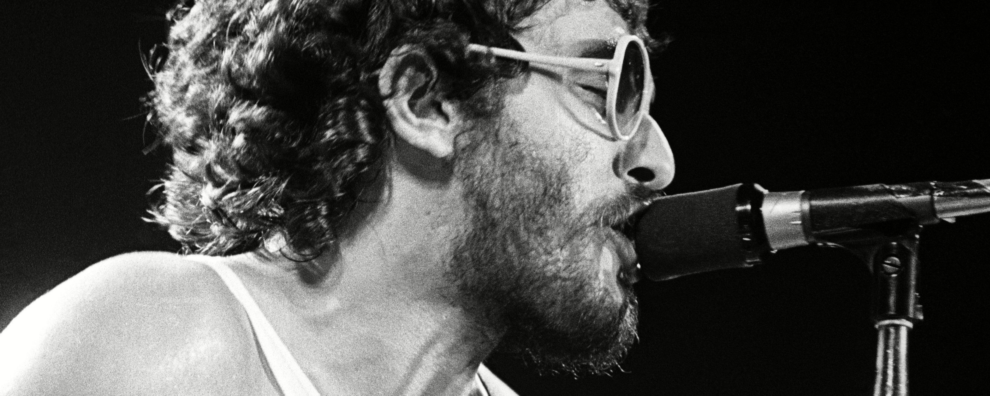 Bruce Springsteen performing