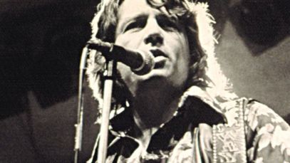 Waylon Jennings performing