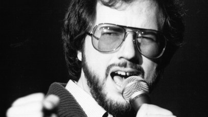 3 Times a Single Verse Completely Changed the Meaning of an Iconic Song