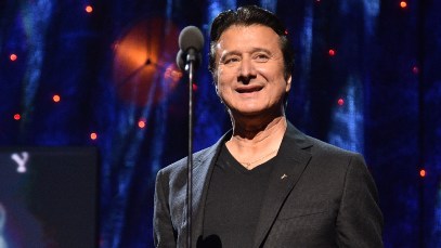 Steve Perry Welcomes Willie Nelson to the Studio for New Version of Journey's "Faithfully"