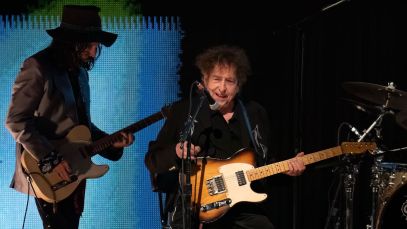 Mike Campbell and Bob Dylan performing