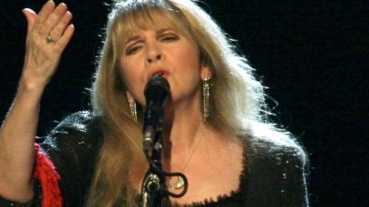 Stevie Nicks performing