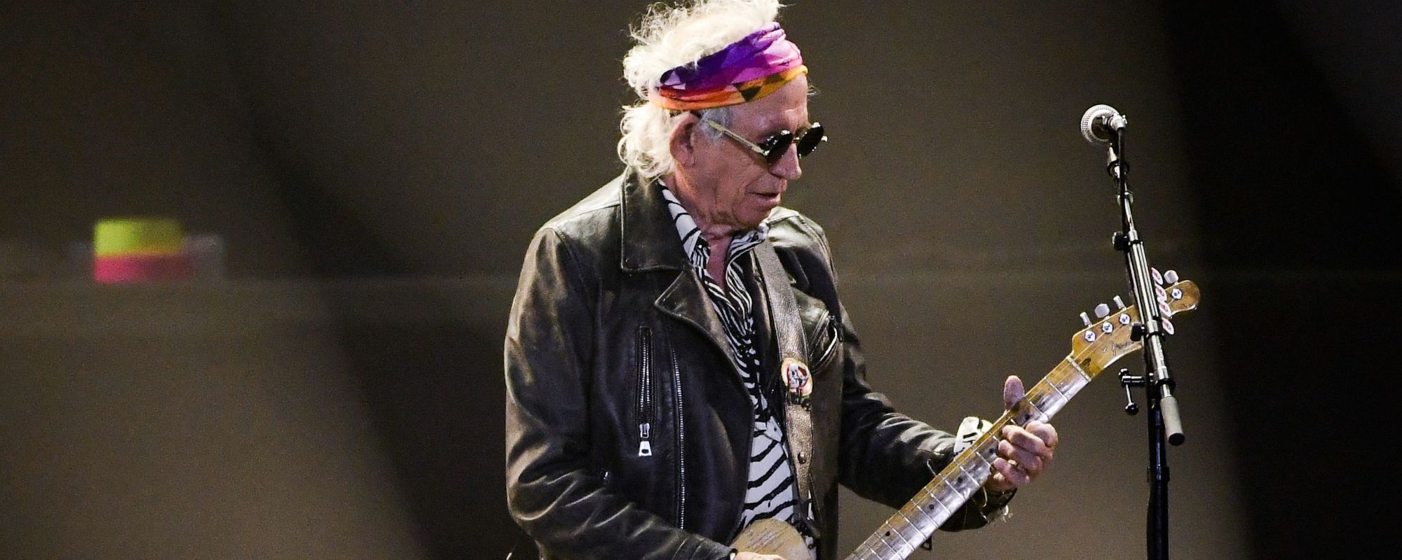 The Day Keith Richards Was Declared Clinically Dead — and Then Played a Show a Day Later