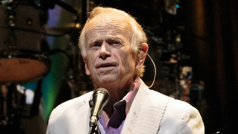 Al Jardine Recounts Last Time He Saw Brian Wilson and the Touching Way He Hoped To Honor Him