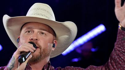 Cody Johnson Enlists “25,000 Americans” To “Protest the Protests” With Impromptu ‘God Bless America’ Sing-Along