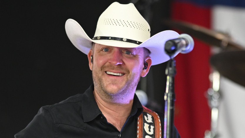 Justin Moore Shares His Thoughts on Common Conspiracy Including Elvis Presley and Zach Top