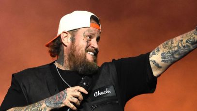 Jelly Roll Changes His Setlist for Woman Who Says This Song Changed Her Life: ”75,000 People Are Celebrating You”