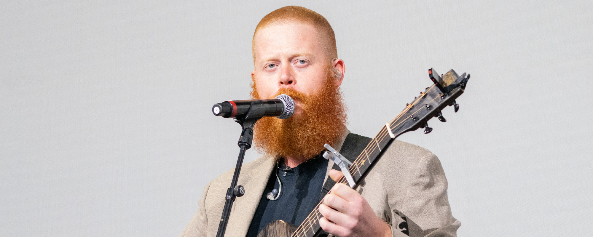 Oliver Anthony Strikes a Chord With Joe Rogan Over Heartbreaking New Song “Scornful Woman”