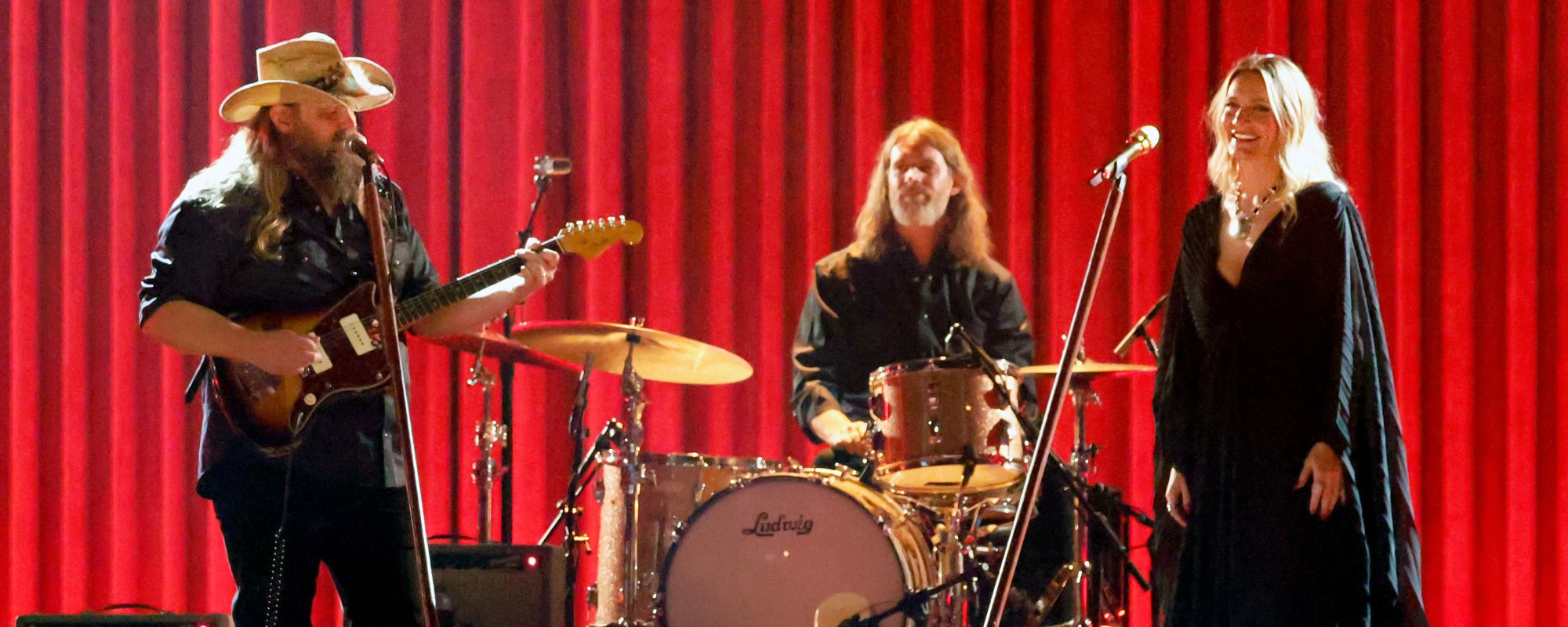 Chris Stapleton’s Wife Morgane Can’t Stop Blushing as He Serenades Her Onstage