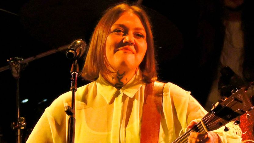 Elle King Revisits Infamous Dolly Parton Tribute: “I Never Want To Cry Like That Again”