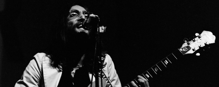 The Rare Beatles Song That Paul McCartney Didn’t Play After a Fight ...