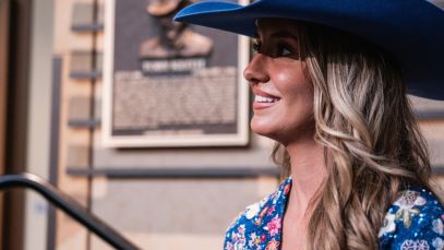 Lainey Wilson Gets Emotional At Opening of Museum Exhibit Honoring Her Career