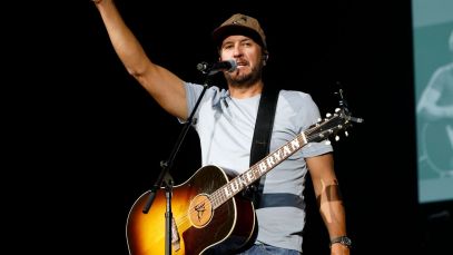Luke Bryan Playfully Capitalizes on Viral Coldplay Kiss Cam Moment
