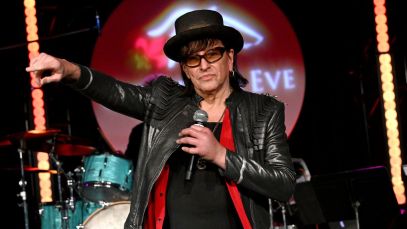 Ex-Bon Jovi Guitarist Richie Sambora Is Recovering From Emergency Hand Surgery