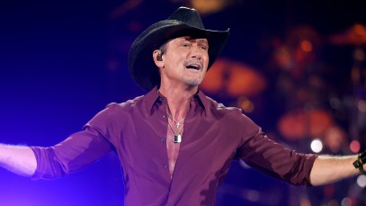 Country Star Tim McGraw Seen With Cane After Canceling Performance Due to Health